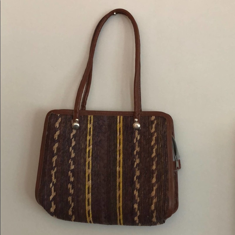 Vintage Brown Woven Raffia Handbag